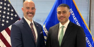 Harfuch se reúne con la DEA para reforzar combate al narcotráfico