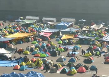 Sheinbaum pide a la CNTE protestas pacíficas en medio de paro nacional