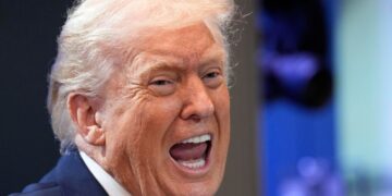 Trump escala presión: dice que EE.UU. no necesita Ormuz y dejaría su seguridad a otros países