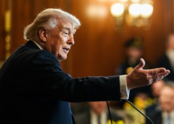 “Consigan su propio petróleo”: Trump presiona a aliados por crisis en el estrecho de Ormuz