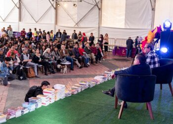 Ricardo Moreno y Taibo II, lanzan en Toluca la histórica colección “25 para el 25”