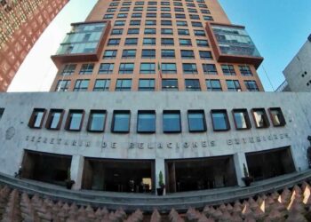 México exige claridad: SRE presiona a EE.UU. por muerte de connacional bajo custodia de ICE