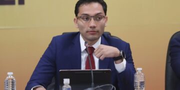 Nuevo rostro en Aduanas: quién es Héctor Alonso Romero Gutiérrez