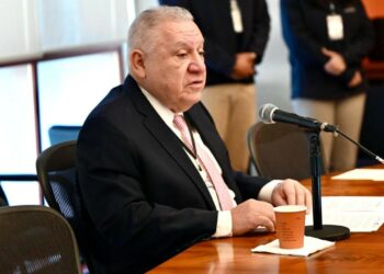 Movimiento en Aduanas: Sheinbaum confirma salida de Rafael Marín y nombra relevo