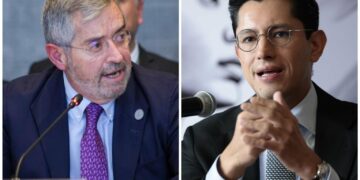 Relevo en la diplomacia: De la Fuente deja la SRE y Roberto Velasco asume como canciller