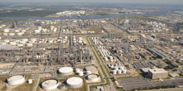 Derrame en Deer Park: Pemex confirma fuga de diésel y asegura que ya fue contenida