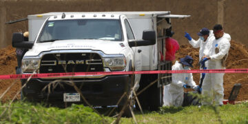 FGR se defiende por caso Izaguirre: asegura manejo forense correcto tras presión de familias