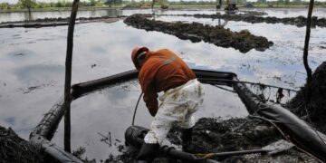 Críticas a Pemex: Oceana tacha de insuficiente su respuesta ante derrame en el Golfo de México