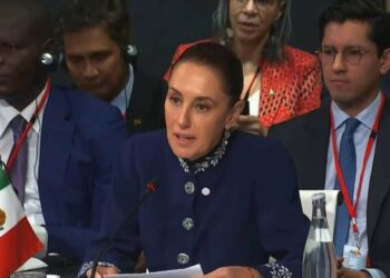 Sheinbaum impulsa a México en el escenario global: propone albergar Cumbre por la Democracia en 2027