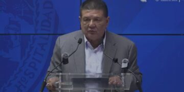 Renuncia fiscal de Chihuahua tras escándalo por agentes de EE.UU. muertos en operativo