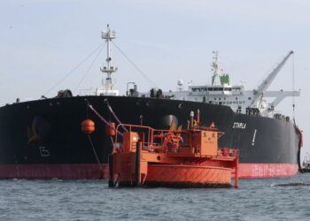 EE.UU. intercepta otro petrolero iraní y endurece bloqueo marítimo contra Teherán