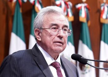 SRE recibe solicitud de extradición contra Rocha Moya y la turna a la FGR