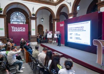 Arranca en Toluca modelo federal de atención médica con credencial del Servicio Universal de Salud