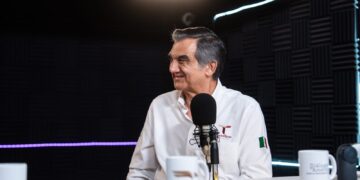 En “Diálogos con Américo”, gobernador destaca avances tecnológicos en salud e infraestructura hospitalaria