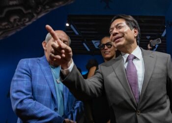 Mario Delgado insiste: clases terminarán el 5 de junio pese a dudas sobre calendario escolar
