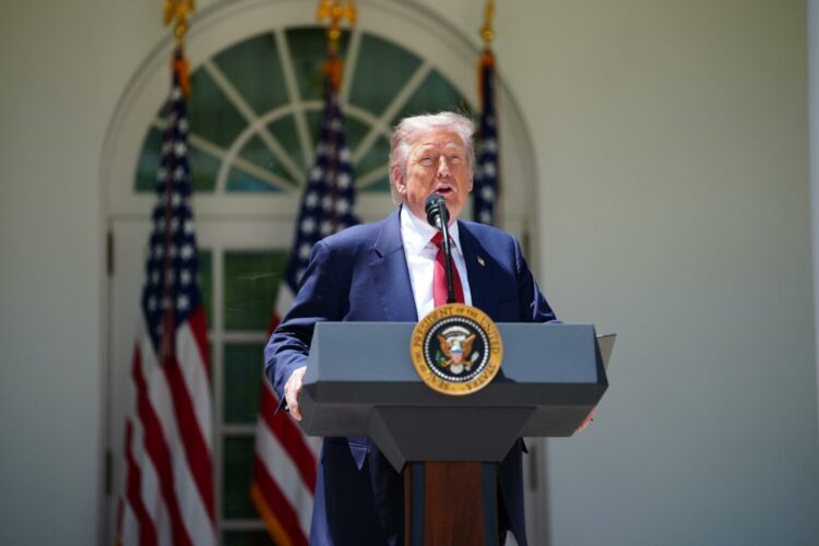 Washington (United States), 08/05/2026.- US President Donald J Trump makes remarks at an event he is hosting for a group including Gold Star Mothers and Angel Mothers to honor Mothers Day 2026, in the Rose Garden of the White House in Washington, DC, USA, 08 May 2026. EFE/EPA/AARON SCHWARTZ / POOL