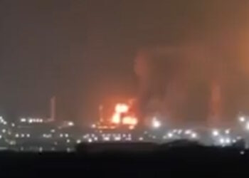 Explosión en refinería de Salina Cruz moviliza a cuerpos de emergencia; descartan daños en viviendas