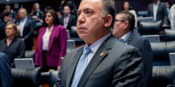 Enrique Inzunza vuelve a ausentarse de la Comisión Permanente del Congreso