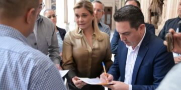 FGR cita a comparecer a Maru Campos por caso de presuntos agentes de la CIA en Chihuahua