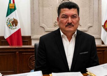 Antonio Almanza rechaza entregarse a EE.UU. y comparece ante la FGR