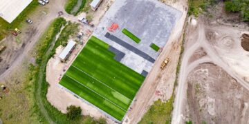 Avanza construcción y remodelación de canchas de futbol en Ciudad Victoria