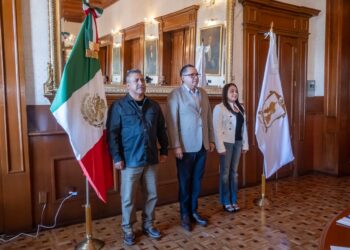 Impulsa Ricardo Moreno acceso a servicios de agua y drenaje con descuentos del 50%