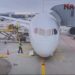 Pánico en Frankfurt: colapsa tren de aterrizaje de un avión y deja varios heridos