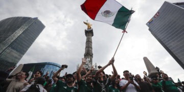 La fiesta se desborda en la CDMX tras el triunfo de México en el Mundial