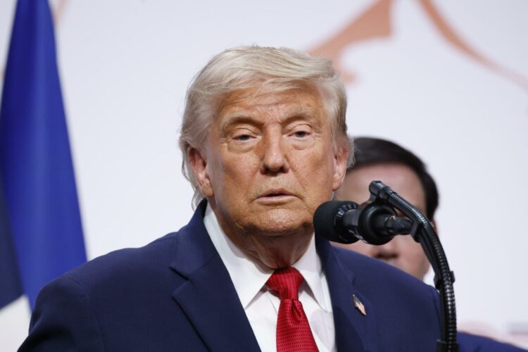 EVIAN-LES-BAINS (France), 17/06/2026.- US President Donald J. Trump speaks during a press conference at the Hotel Royal during the G7 summit in Evian-les-Bains, France, 17 June 2026. The 52nd G7 Summit takes place in Evian-les-Bains from 15 to 17 June 2026. (Francia) EFE/EPA/YOAN VALAT