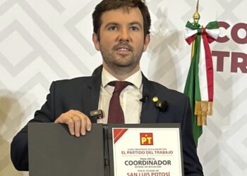 ¡Tiemblan Gallardo y Partido Verde! Gerardo Sánchez Zumaya se registra en coalición PT y Morena por San Luis Potosí.