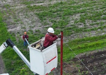 Por primera vez en décadas, recibe zona norte de Toluca atención con obras de alumbrado público