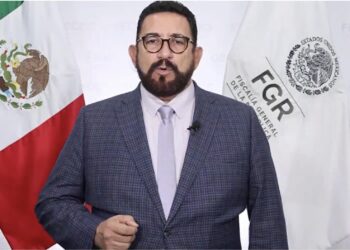 Renuncia Ulises Lara López como fiscal de Asuntos Relevantes de la FGR