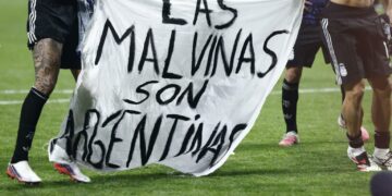 Pide Reino Unido investigar a Argentina por reivindicar las Malvinas en el Mundial 2026