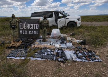 Detienen a cuatro personas y aseguran armas y droga en Mapimí