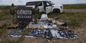 Detienen a cuatro personas y aseguran armas y droga en Mapimí