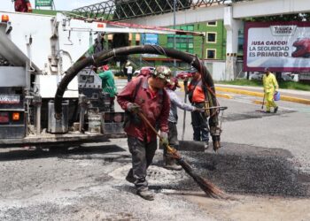 Refuerza Ricardo Moreno programa de repavimentación y bacheo ante daños provocados por lluvias atípicas