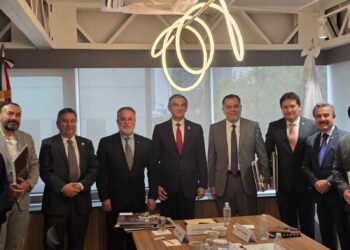 Américo Villarreal impulsa agenda con CANACAR y CONCAMIN para fortalecer la competitividad de Tamaulipas