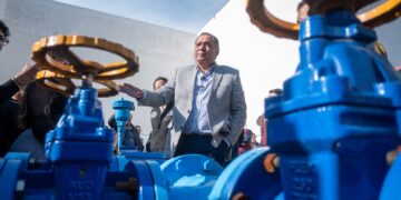 Gestiona Ricardo Moreno más agua para Toluca con rehabilitación de pozo en 8 Cedros