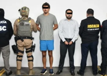 Detienen a Raúl Piña Horta por presunta extorsión a verificentros