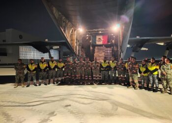 Mantiene México puente aéreo de ayuda humanitaria hacia Colombia