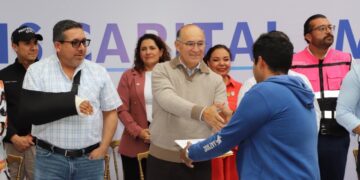 Enrique Galindo simplifica trámites para negocios en San Luis Capital