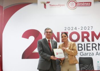 Pone Américo primera piedra del Centro de Bienestar de Jiménez