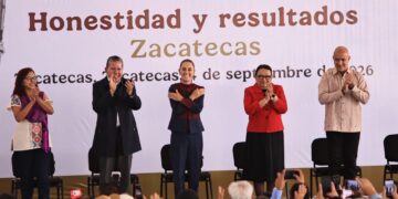David Monreal Recibe a Claudia Sheinbaum en Zacatecas ; más de 15 mil personas la acompañan en su gira por el segundo informe