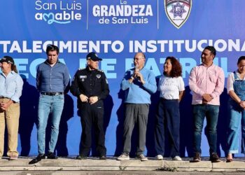 Enrique Galindo entrega nuevas patrullas y equipo  que fortalece la seguridad