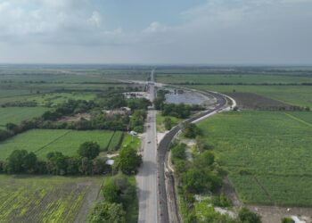Fortalece Gobierno de Tamaulipas infraestructura vial en la zona cañera