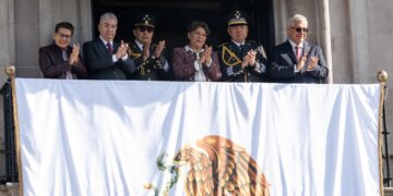 Refrenda Ricardo Moreno el compromiso de la capital mexiquense con el orden y la disciplina