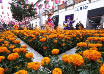 ¡Únete a la fiesta de Toluca y disfruta el alfeñique al máximo!