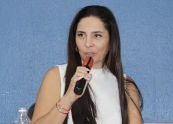 Finanzas sólidas y calificación AA(MEX); respaldan logros hacendarios en el informe de Enrique Galindo