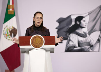 Advierte Sheinbaum que “la derecha internacional” busca intervenir en México
