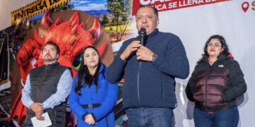 Cumple Ricardo Moreno compromisos con San Pablo Autopan al entregar paquete de obras